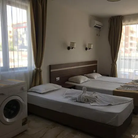 Hotel Flower Street